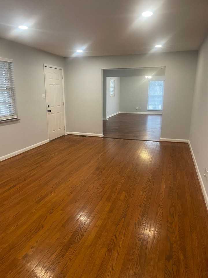 3801 Seeber Dr - Photo 3 of 24