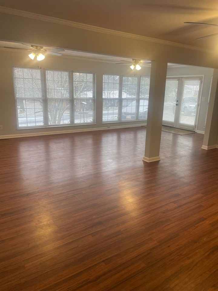 3801 Seeber Dr - Photo 6 of 24