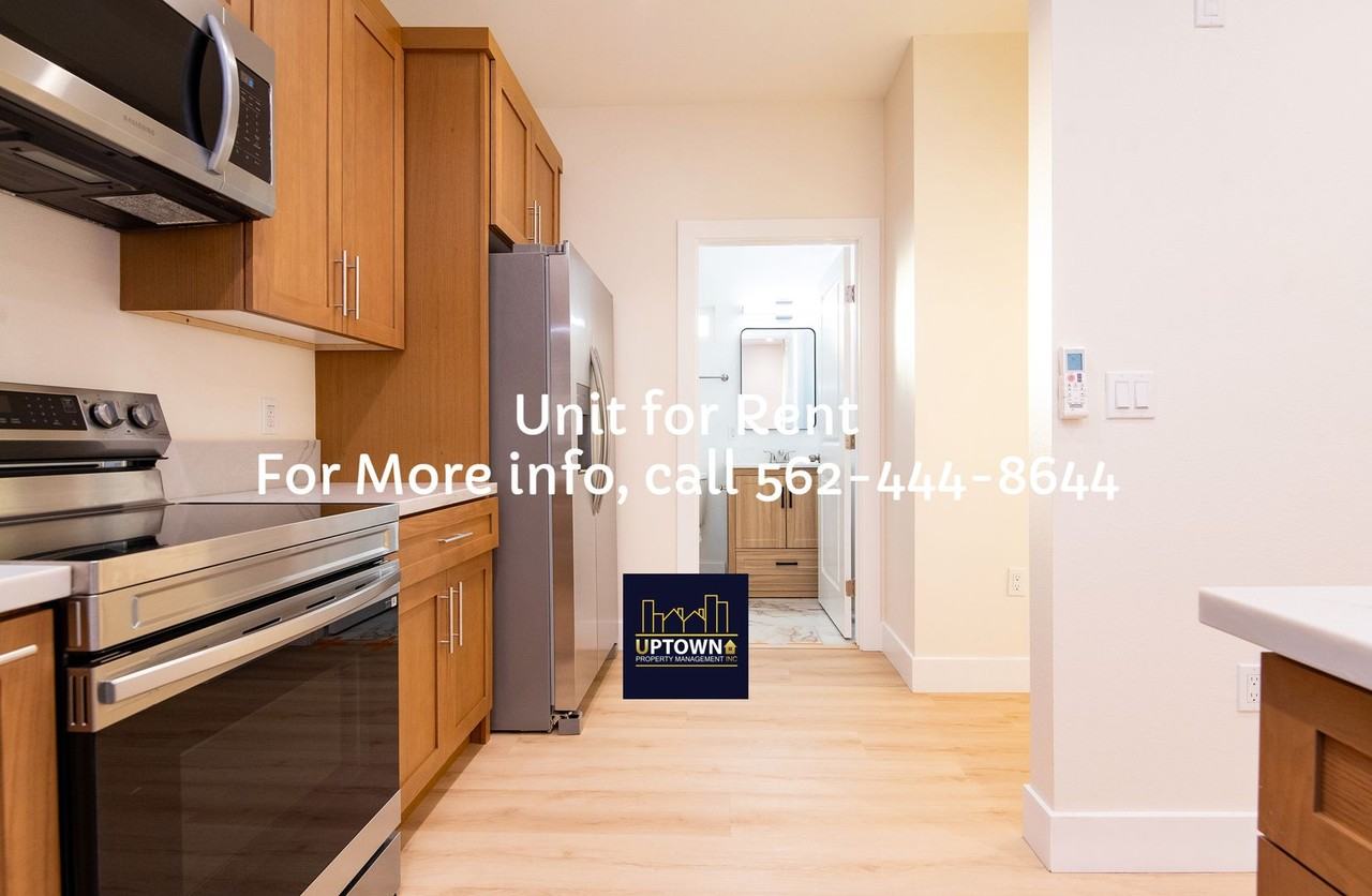 Harvard - Photo 3 of 23