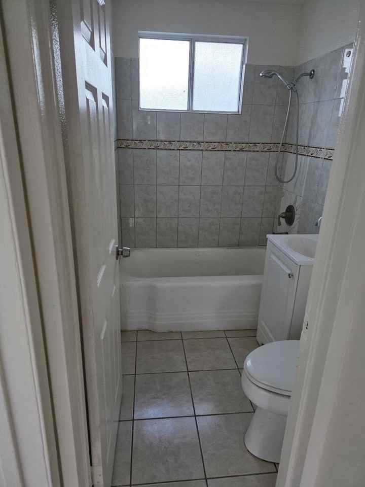 16594 Orange Way - Photo 7 of 11