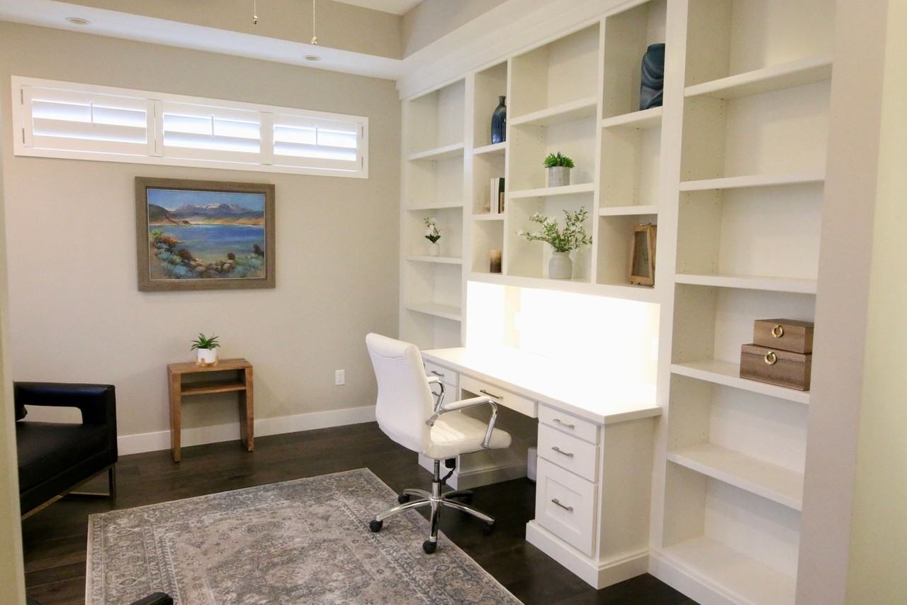 10767 N Town Ctr W - Photo 5 of 40