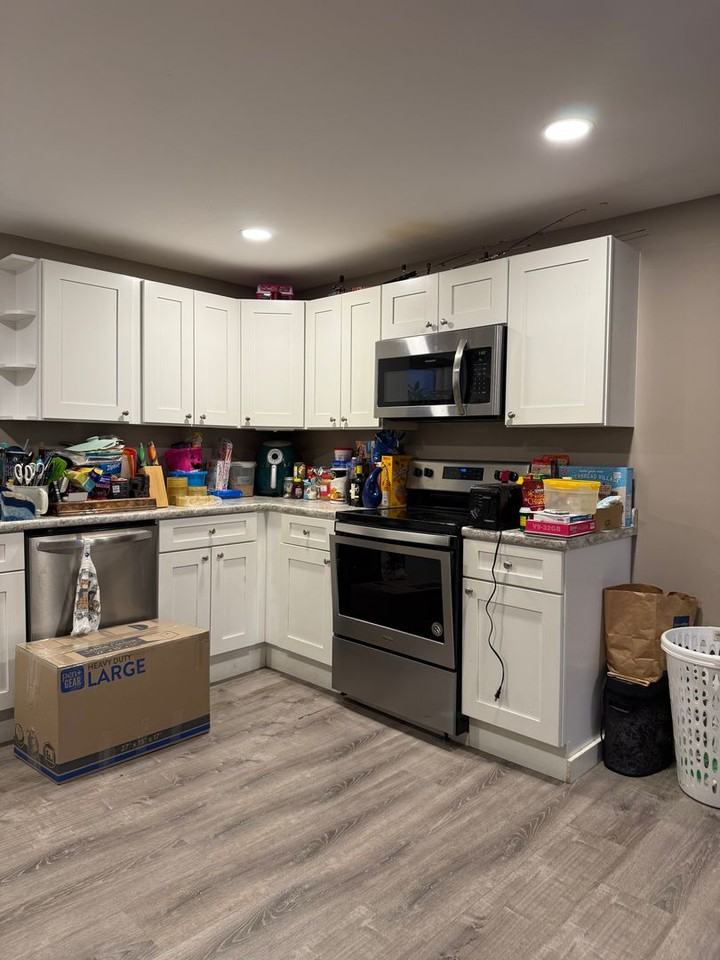 257 S Main St - Photo 2 of 17