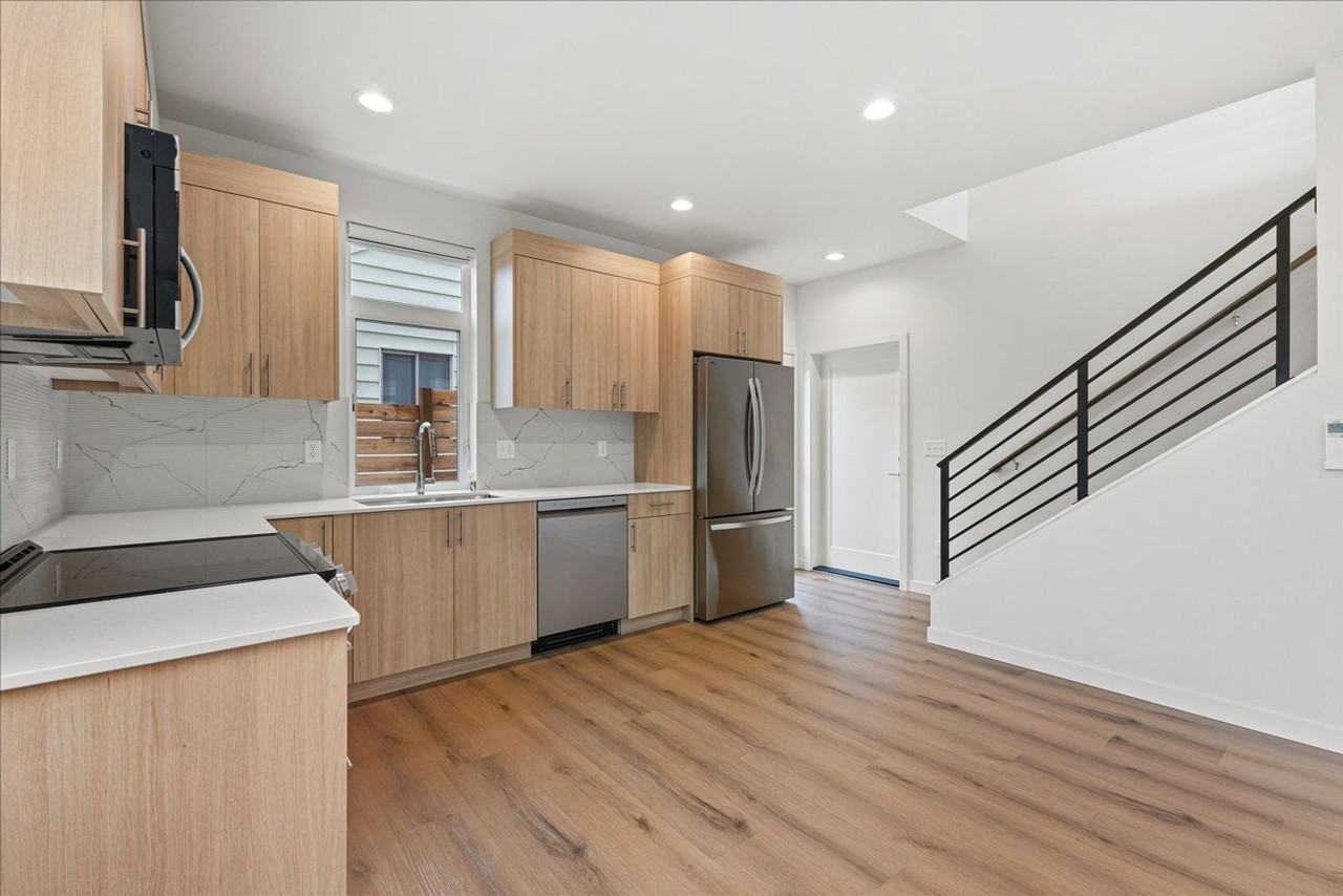 1110 S Snoqualmie St - Photo 7 of 25