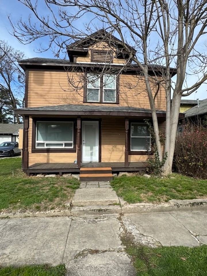 819 Taylor St - Photo 2 of 15