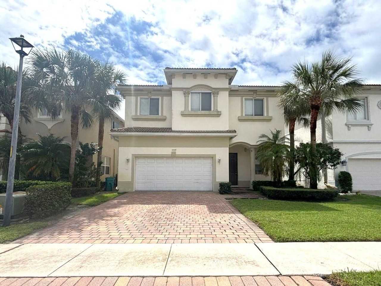 1007 Grove Park Cir - Photo 7 of 21