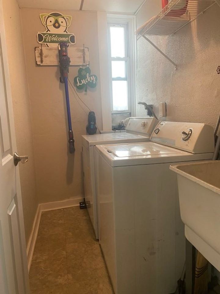 223 4th St 2nd Fl - Photo 7 of 9