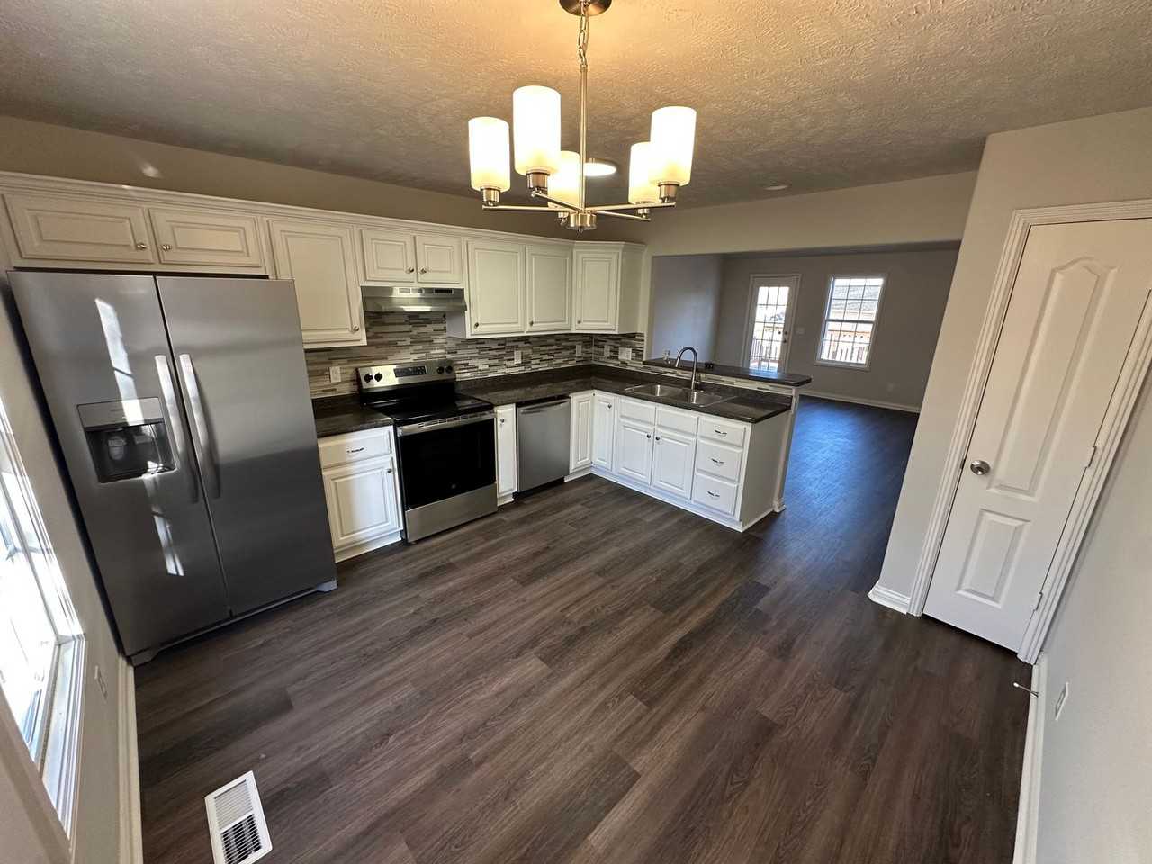 205 Christine Dr - Photo 2 of 19