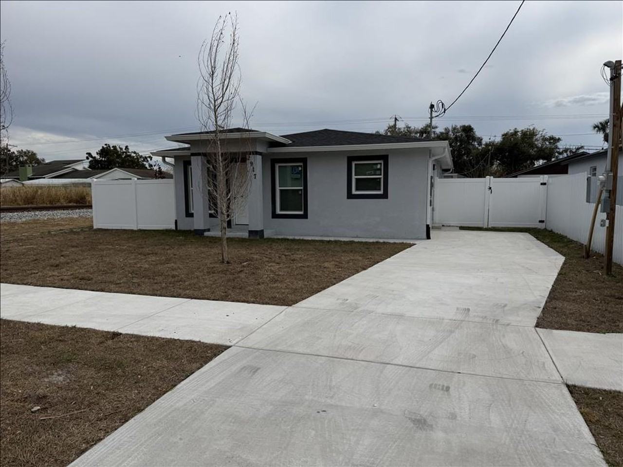 2917 E 22nd Ave - Photo 6 of 14