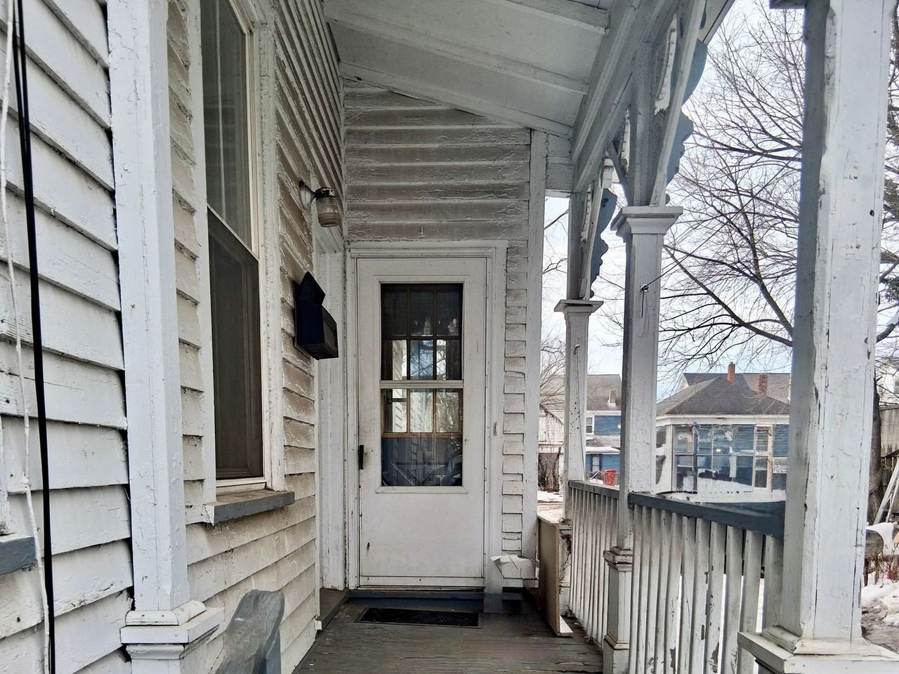 256 Bank St #1 - Photo 2 of 14