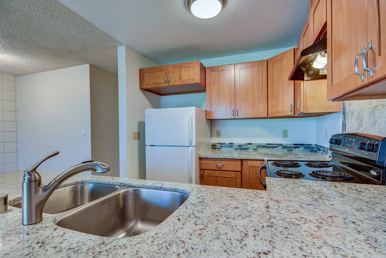 730 Sw Harrier Cir - Photo 5 of 11