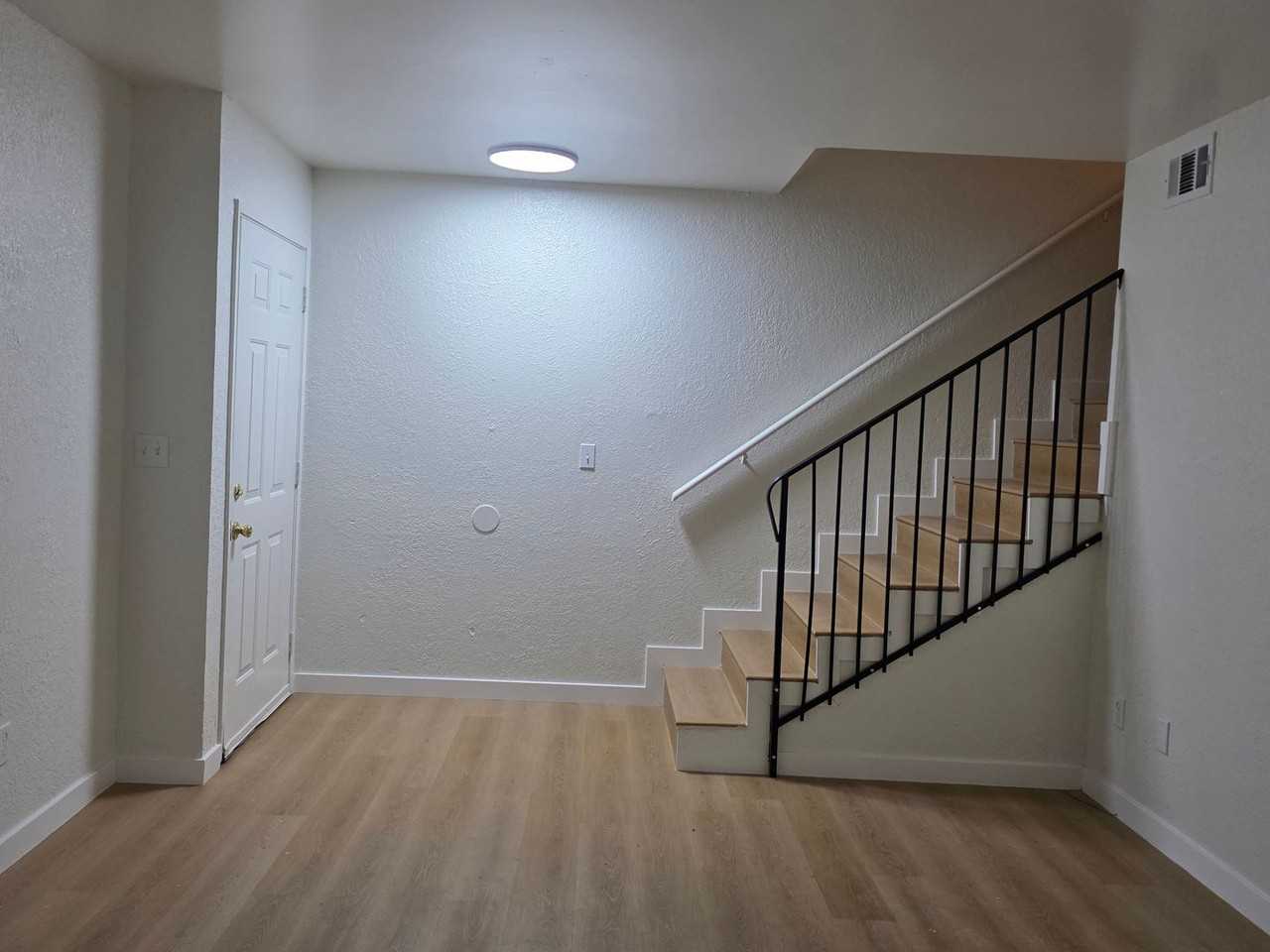 4202 White Ln #A - Photo 2 of 14