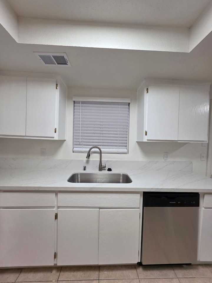 4202 White Ln #A - Photo 4 of 14