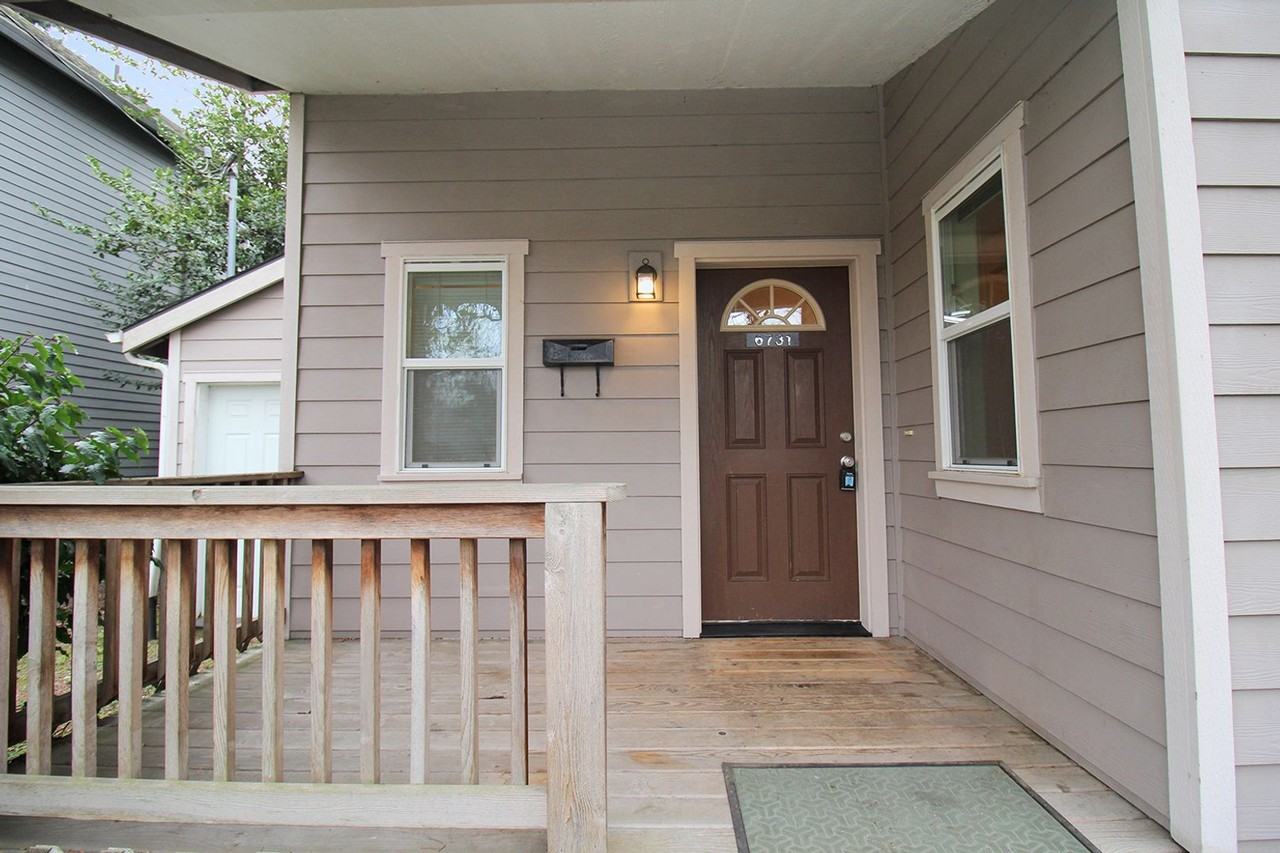 6731 N Albina Ave - Photo 2 of 26