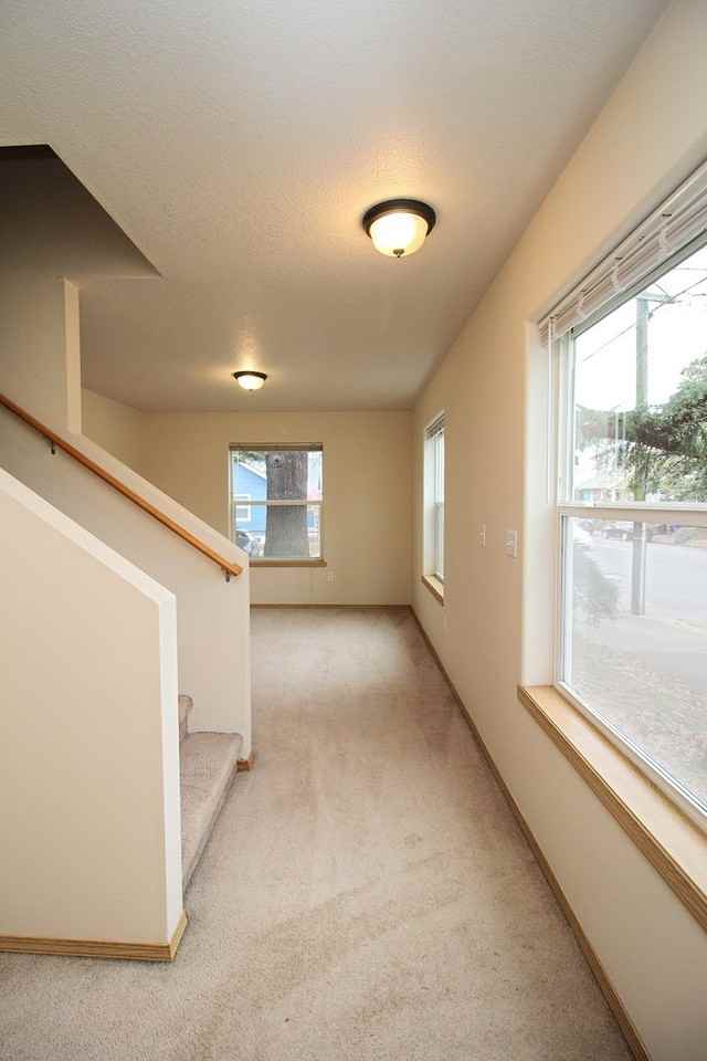 6731 N Albina Ave - Photo 5 of 26