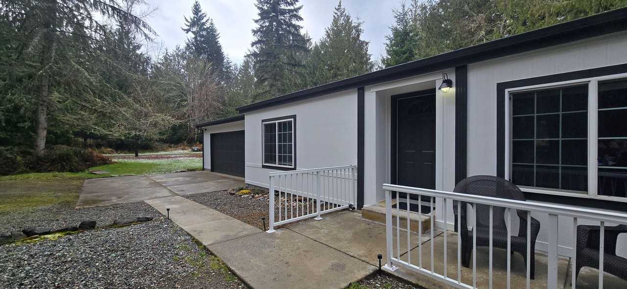 54 Birdsong Ln - Photo 2 of 25