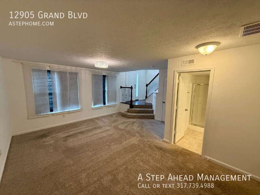 12905 Grand Blvd - Photo 7 of 27