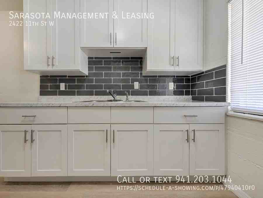 2422 11th St W - Photo 6 of 20