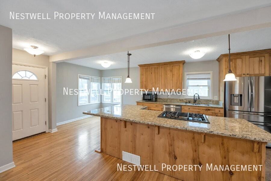 1160 E 500 S #A - Photo 4 of 20