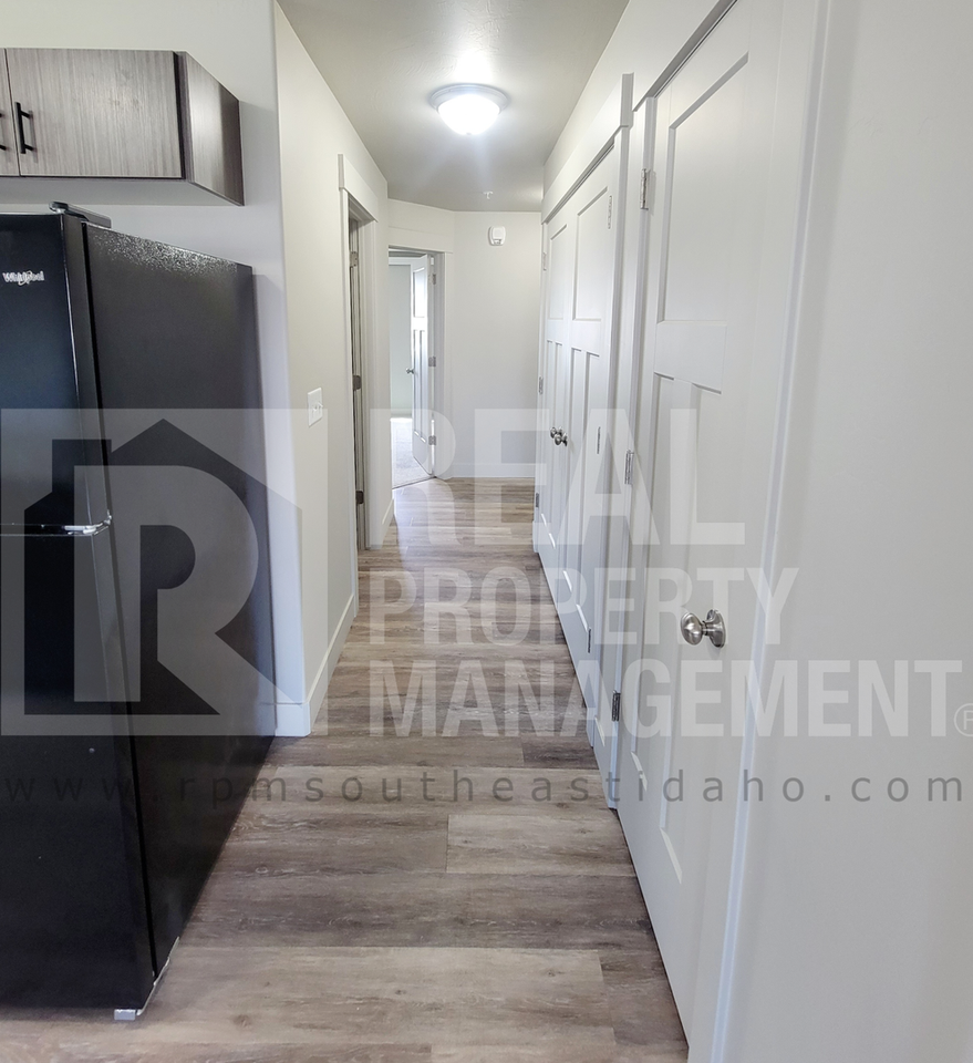 3656 Lena Ave #2 - Photo 6 of 21