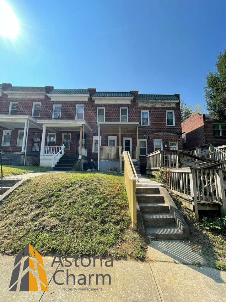 3315 Presstman St - Photo 2 of 22