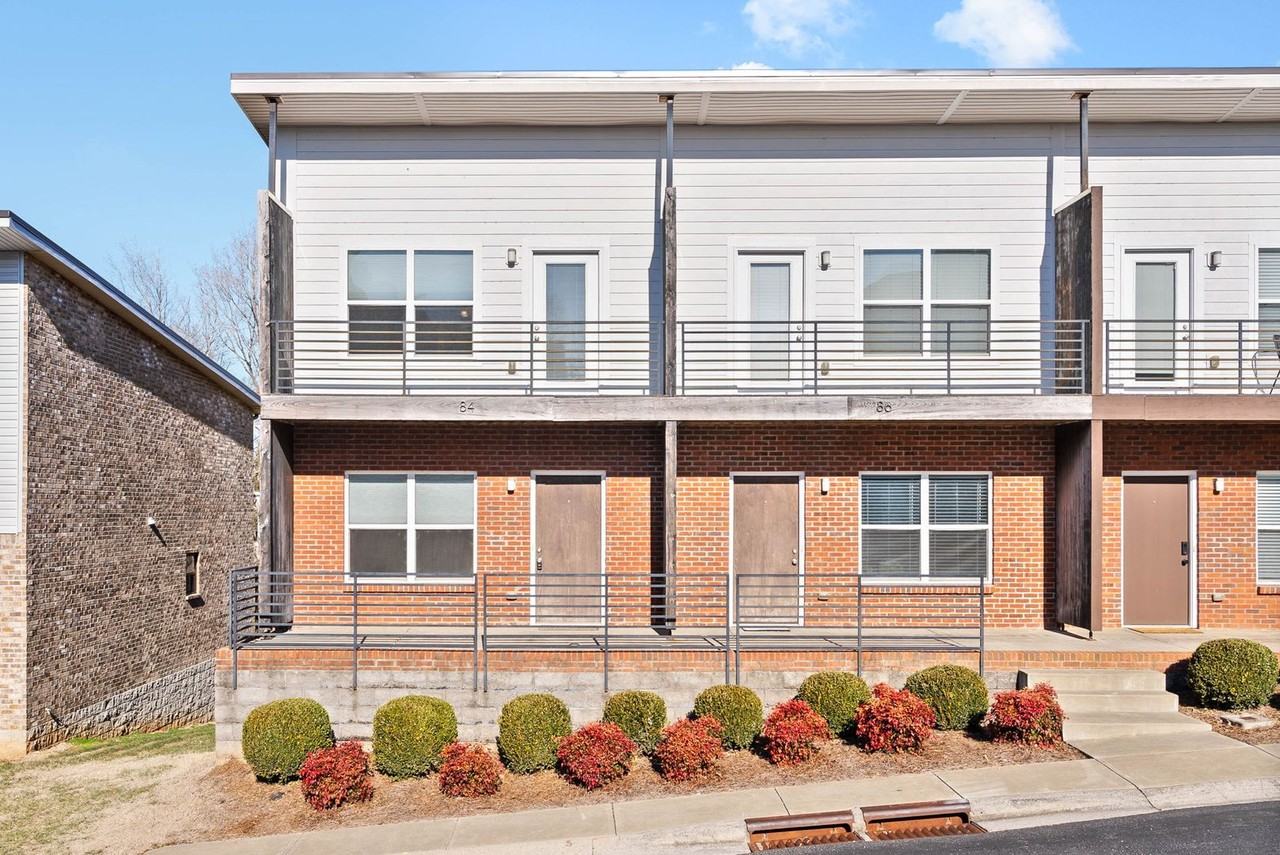 84 Promontory Ln - Photo 3 of 25