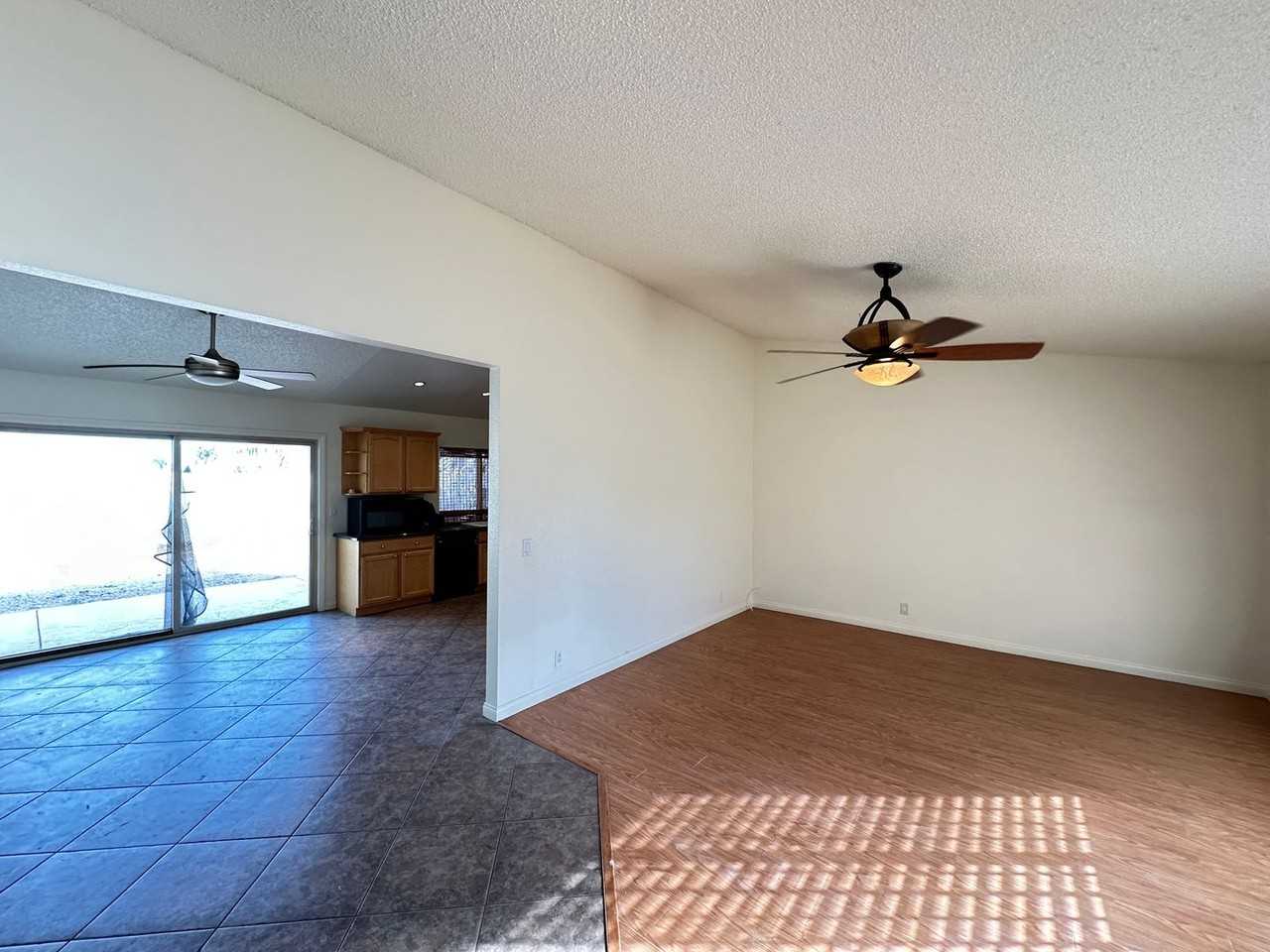 3180 Lindell Rd - Photo 2 of 15