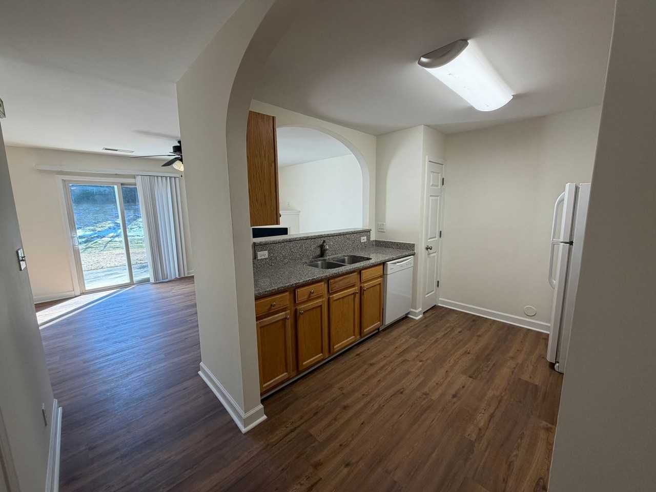 7499 7499 Bluff Point Ln - Waterside Crossing Townhouse - Photo 3 of 14