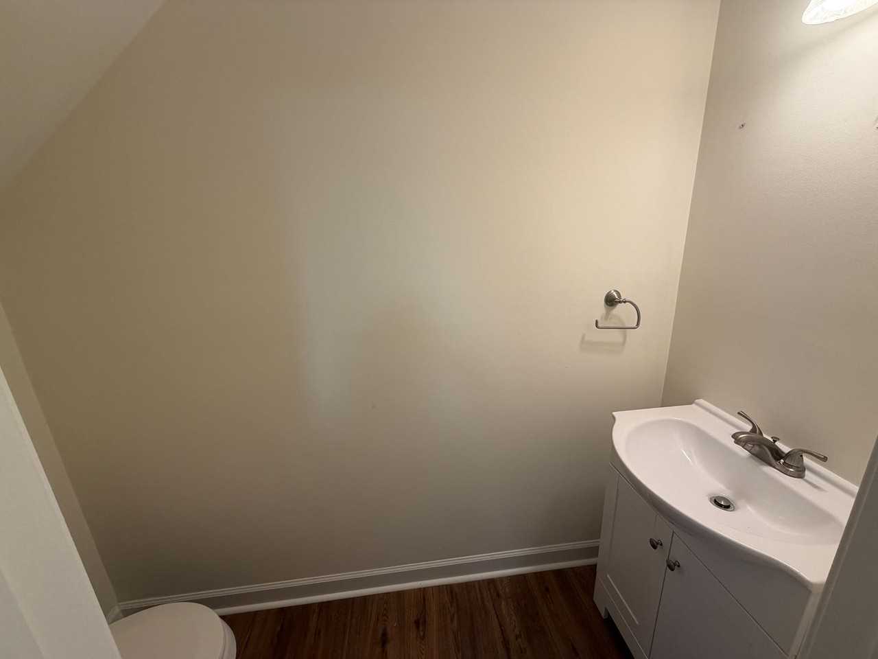 7499 7499 Bluff Point Ln - Waterside Crossing Townhouse - Photo 7 of 14