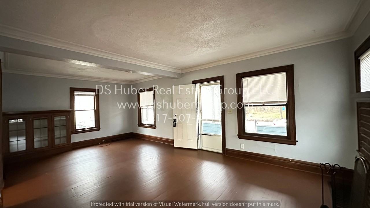 912 S Holmes St - Photo 2 of 21