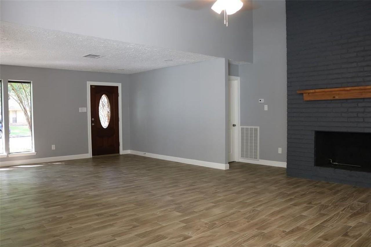 21330 Park Tree Ln - Photo 3 of 23