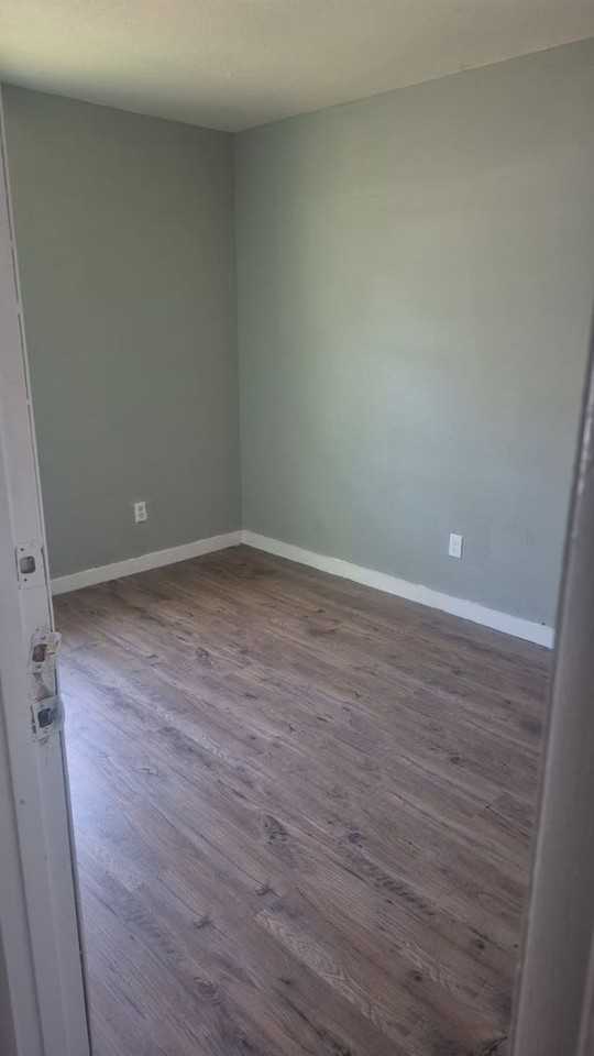 314 W Thomas Ct - Photo 5 of 10