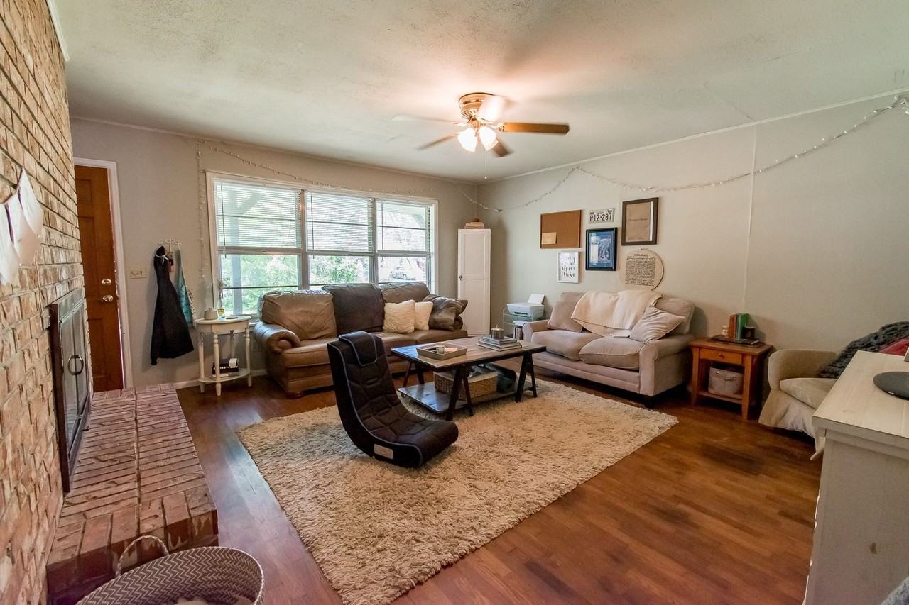 2371 W Ora Dr - Photo 3 of 18