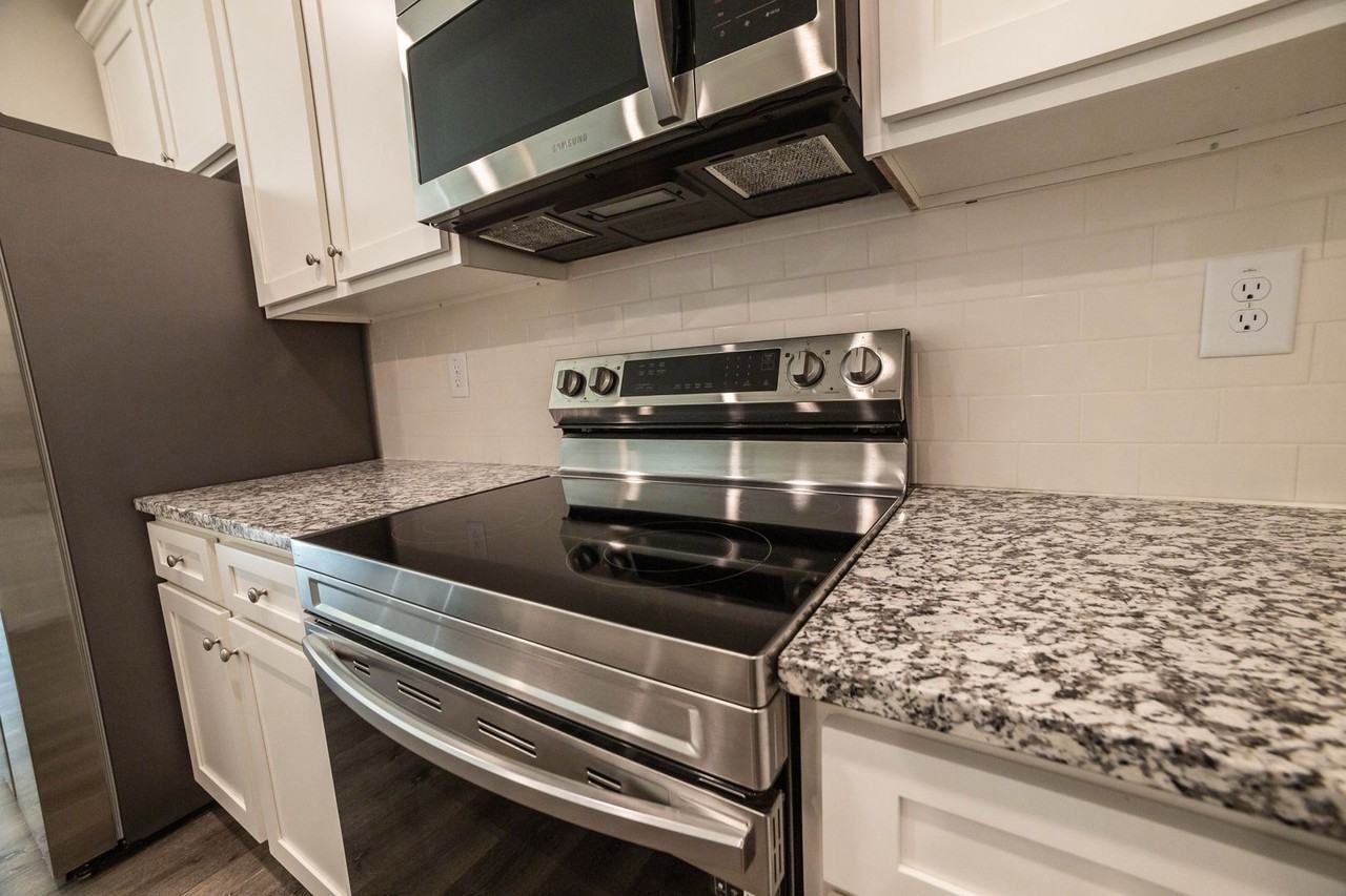 2223 Birch Mountain Run - Photo 4 of 13