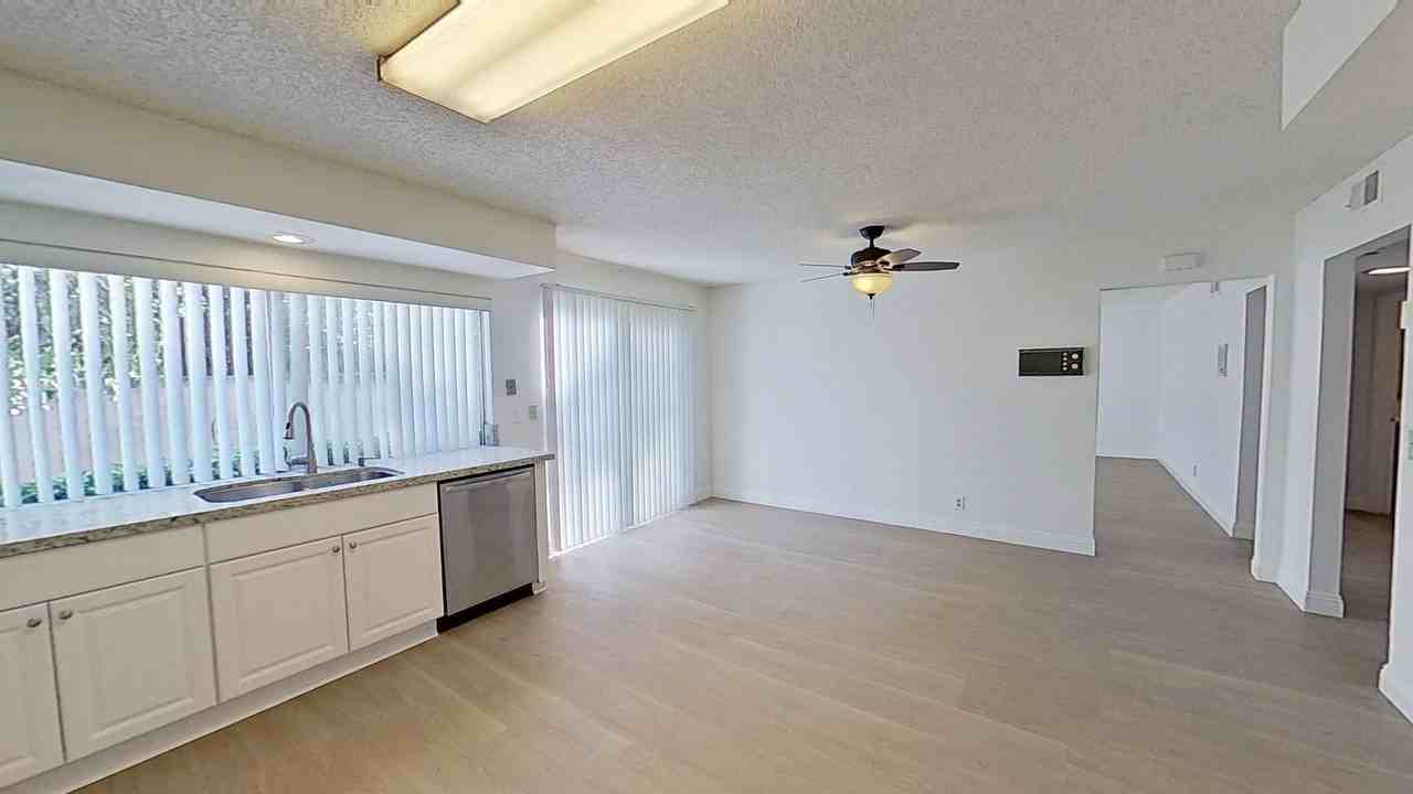 520 Shoshoni Ave - Photo 7 of 33