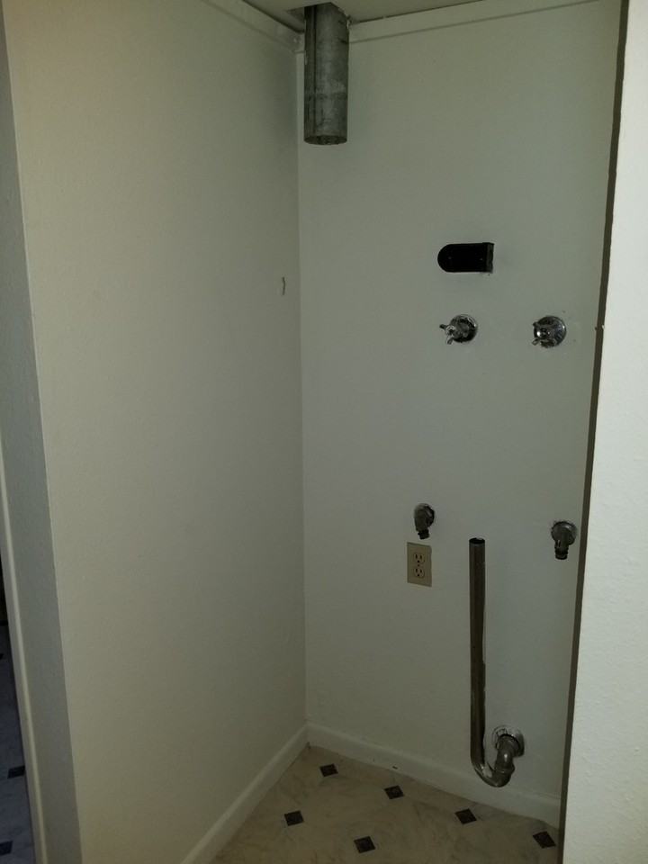 508 E 9th St - Photo 6 of 16