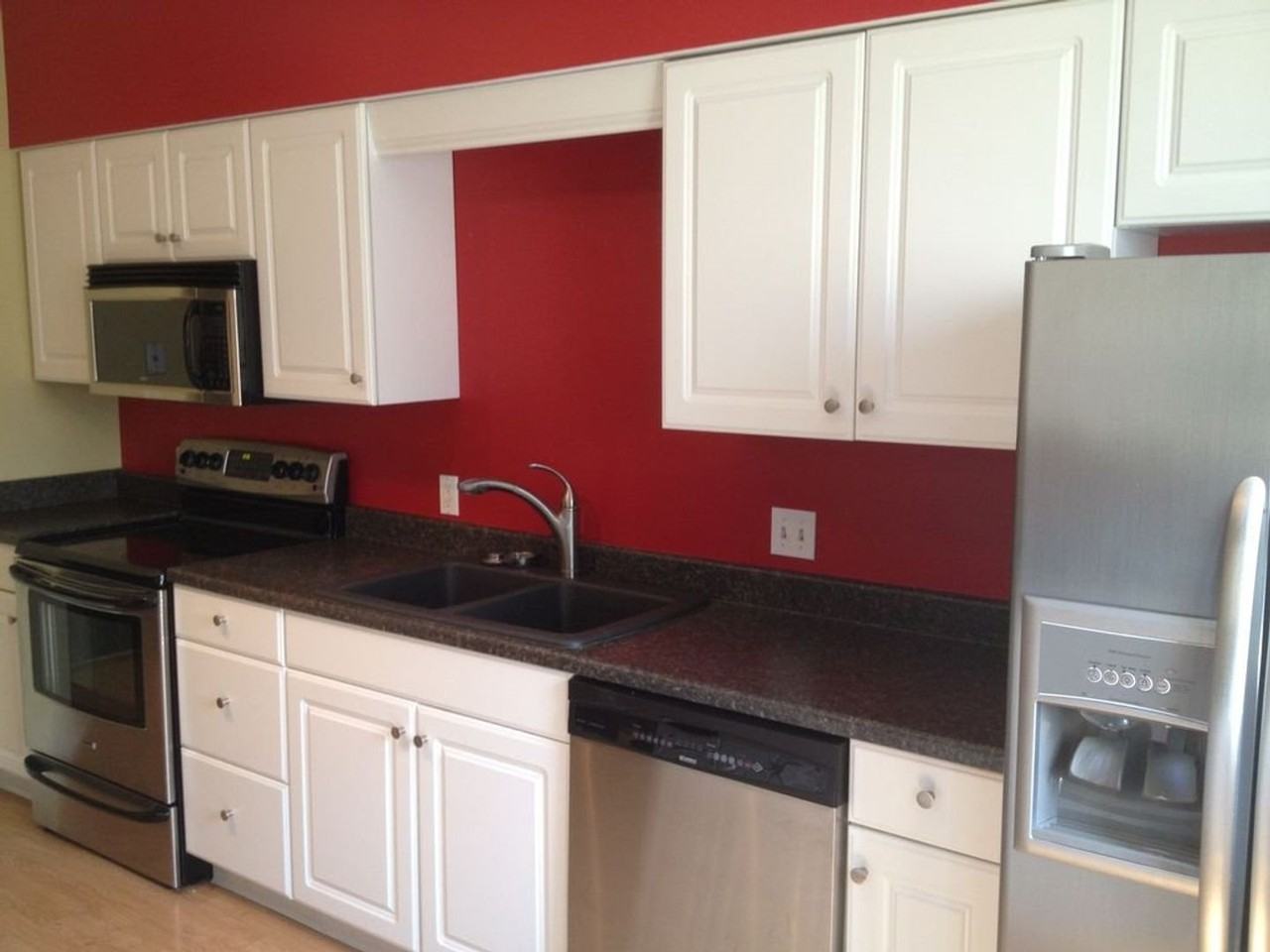 5554 Waterman Blvd - Photo 4 of 19