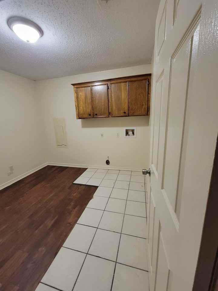 4429 Hermosa Dr - Photo 6 of 11