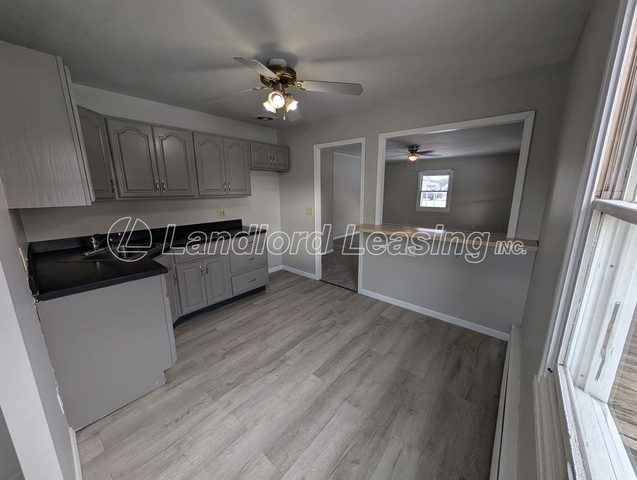 2733 G St - Photo 6 of 13