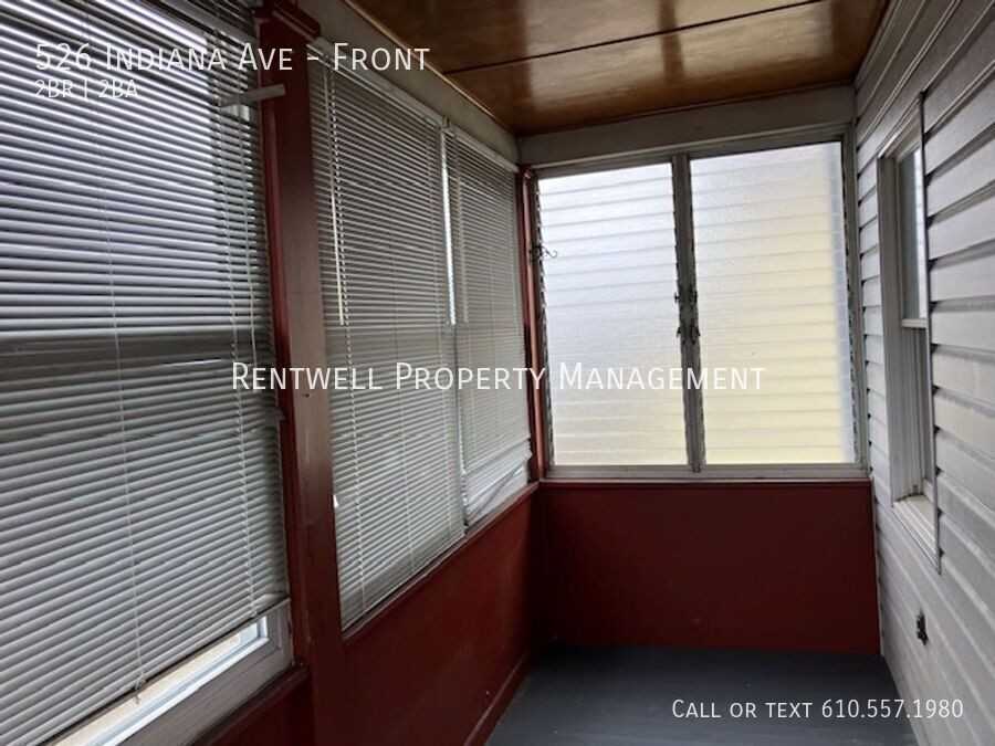 526 Indiana Ave - Photo 5 of 14