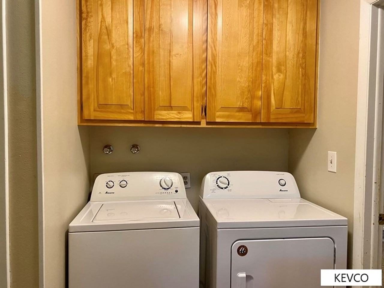 712 Colorado St - Photo 6 of 27