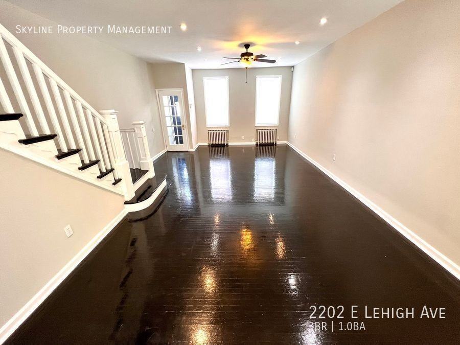 2202 E Lehigh Ave - Photo 5 of 19