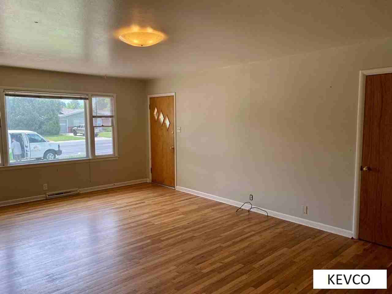 1920 W Elizabeth St - Photo 3 of 17