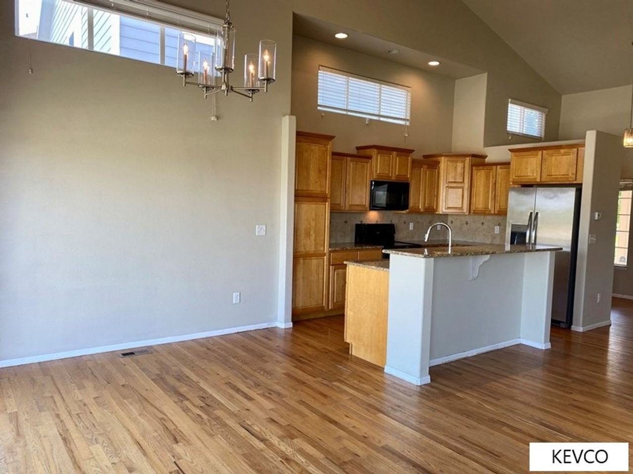 2832 Denver Dr - Photo 4 of 25