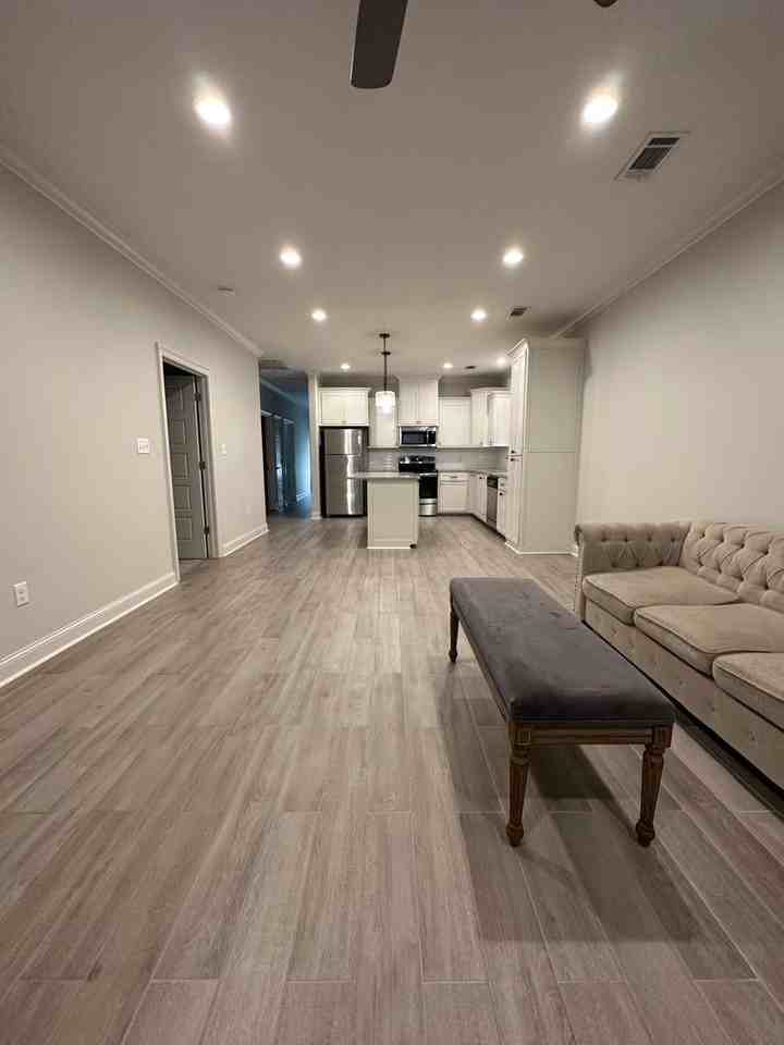 801 S Audubon Place Ave - Photo 3 of 14