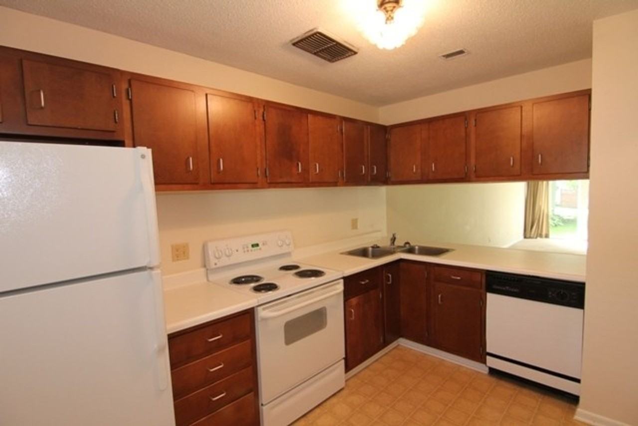 1220 Village Rd #7 - Photo 2 of 6