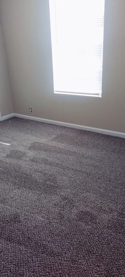 910 Panhandle St - Photo 6 of 7