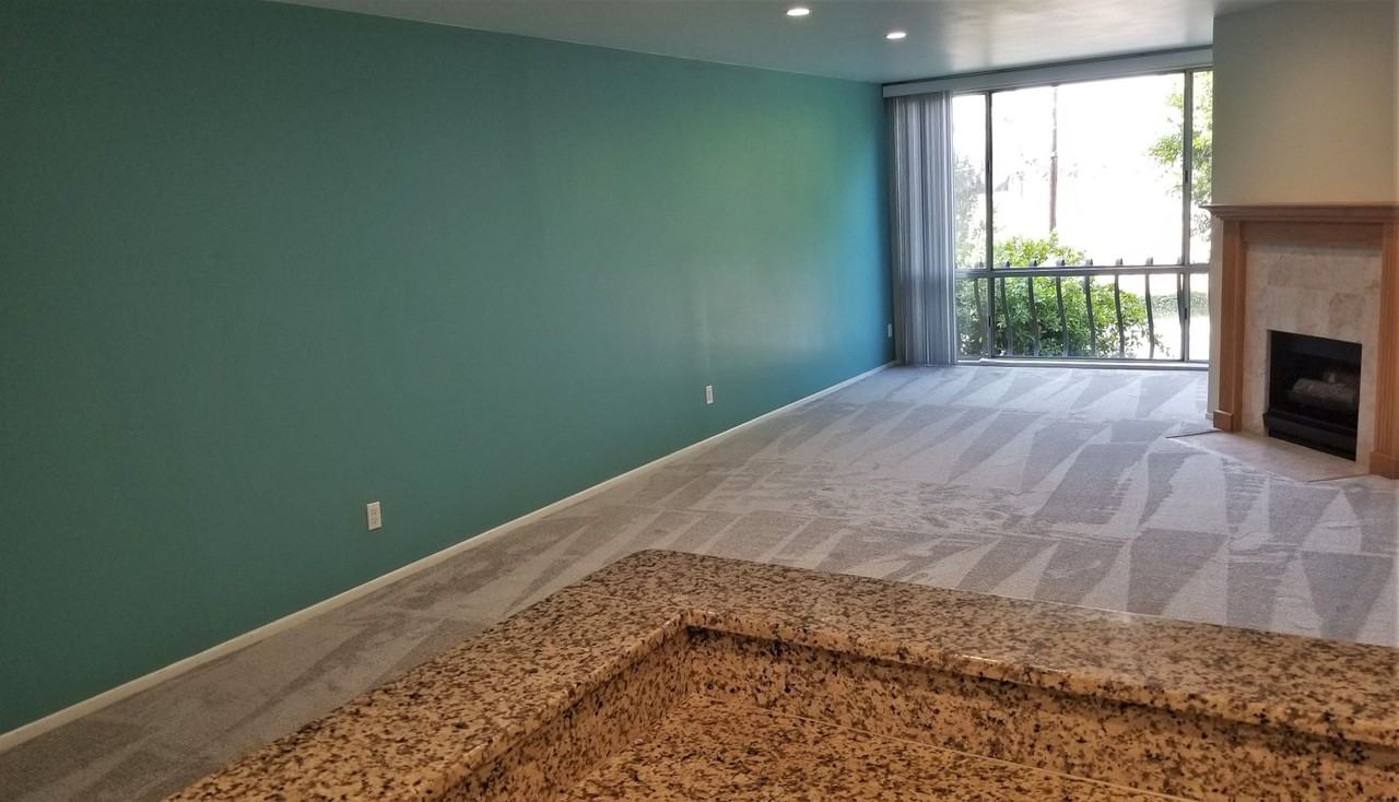 12720 Burbank Blvd - Photo 6 of 23