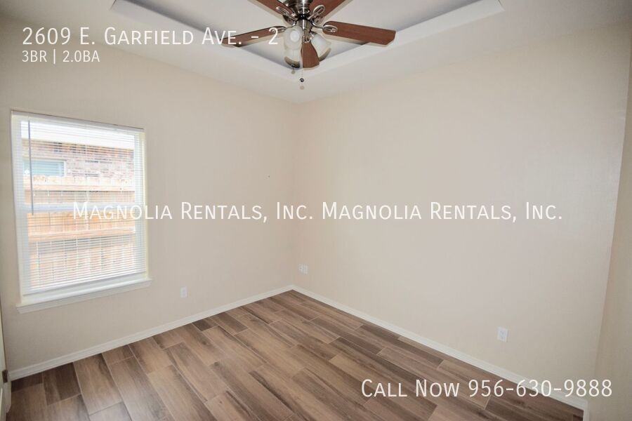 2609 E Garfield Ave #2 - Photo 5 of 10