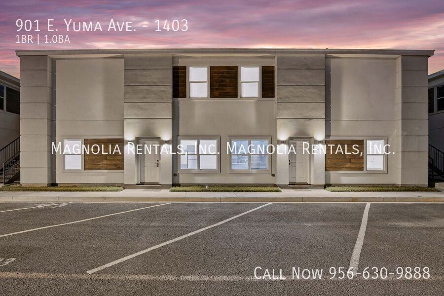 901 E Yuma Ave #1403