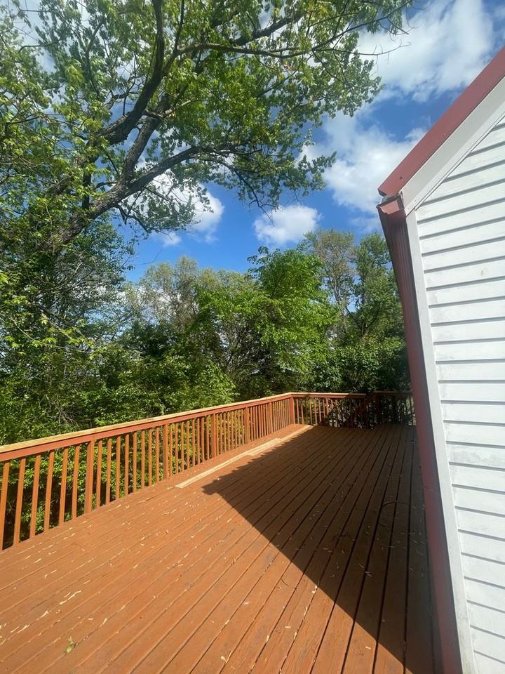 3135 Ridgeway Dr - Photo 2 of 17